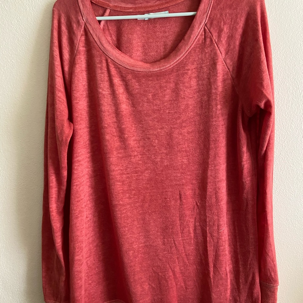 Long sleeve tee